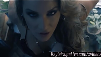 Zmyselná Sólová Session Kayly Paige S Intenzívnym Prstokladom A Orgazmom